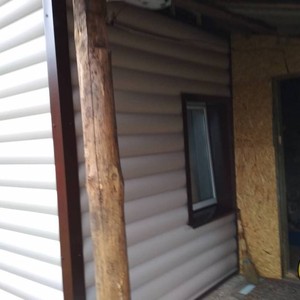 Отделка фасада панелями Альта-Профиль двухпереломный Персиковый