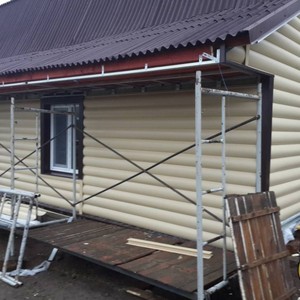 Отделка фасада панелями Альта-Профиль BH-3 золотистый