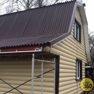 Отделка фасада панелями Альта-Профиль BH-3 золотистый