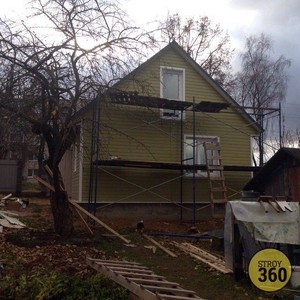 Отделка фасада панелями Альта-Профиль Канада Плюс Премиум Оливковый