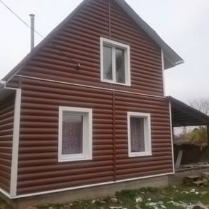 Отделка фасада сайдингом Альта-Профиль блок хаус (Blockhouse)